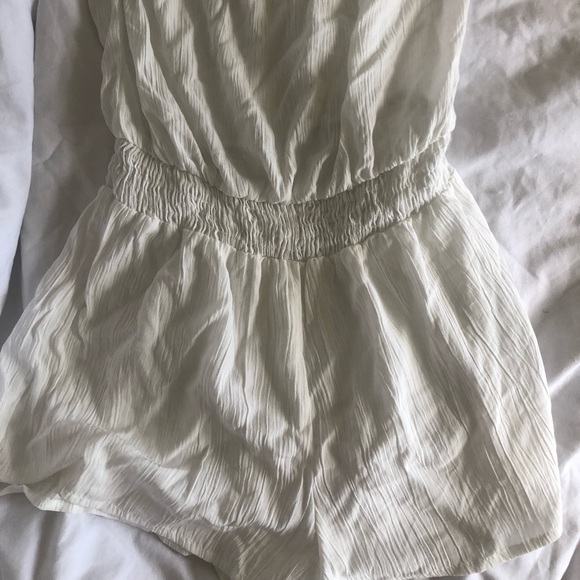 White strapless romper - Picture 2 of 3